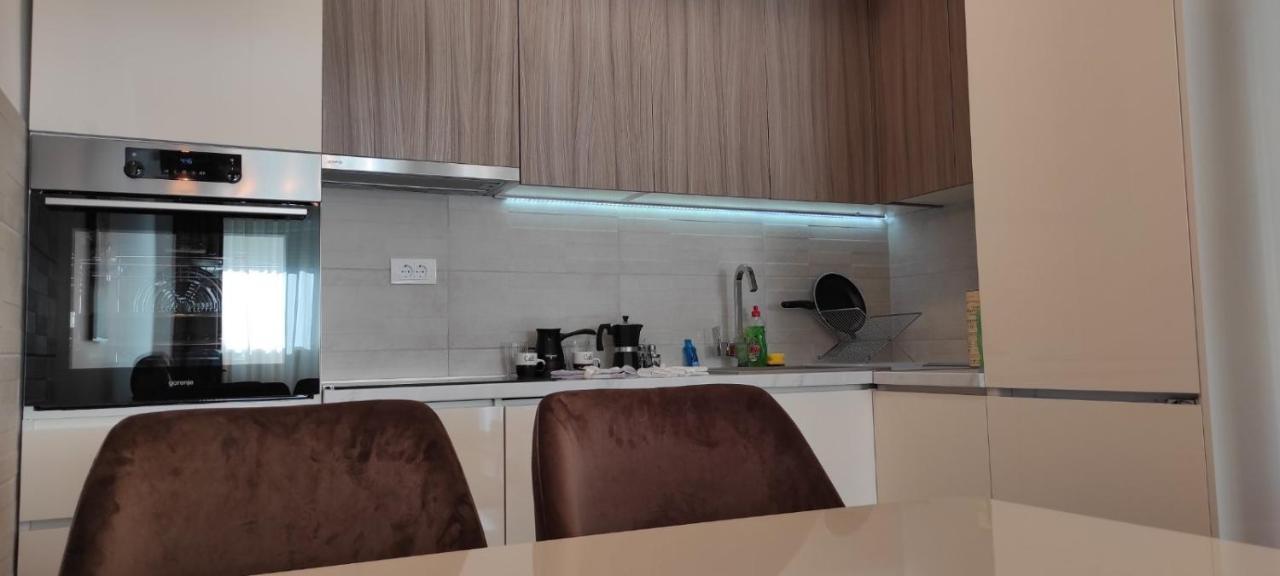 South Side Apartment Podgorica Buitenkant foto